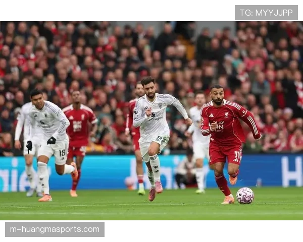 英超:利物浦3-1击败曼联,萨拉赫传射,红军重返积分榜首位